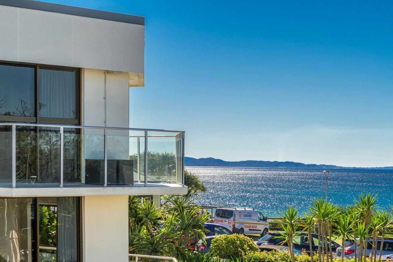 Bayview Beachfront Apartments, In Town Right On The Beach Byron Bay Exterior photo