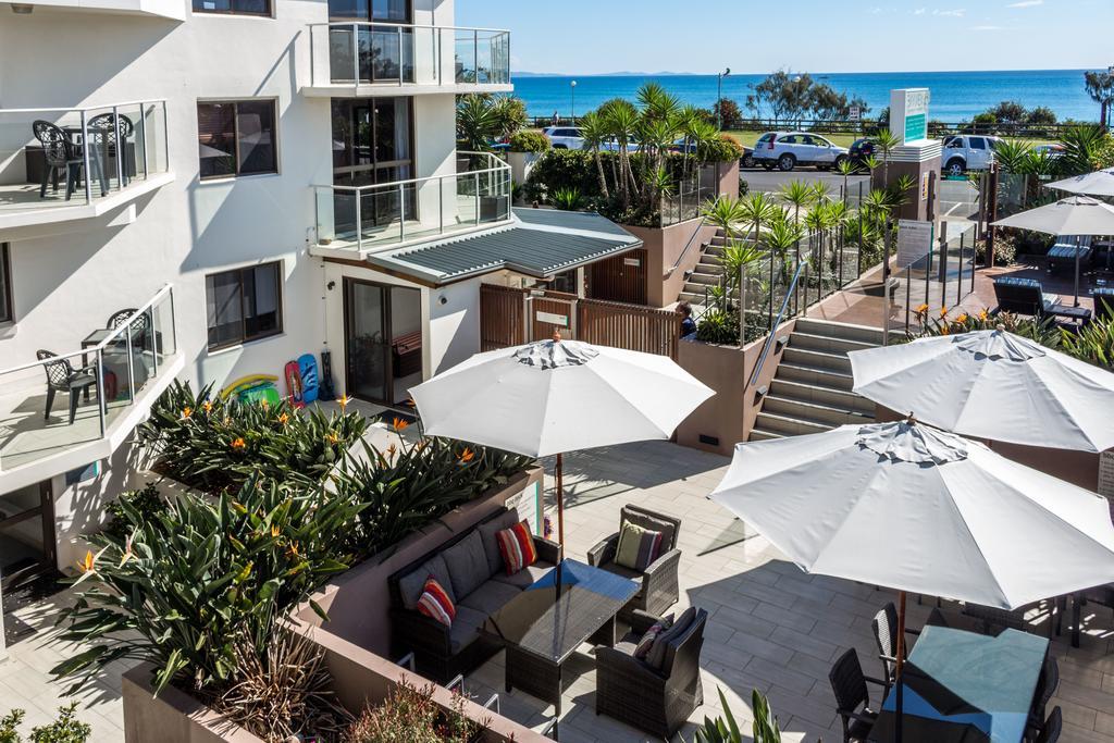 Bayview Beachfront Apartments, In Town Right On The Beach Byron Bay Exterior photo
